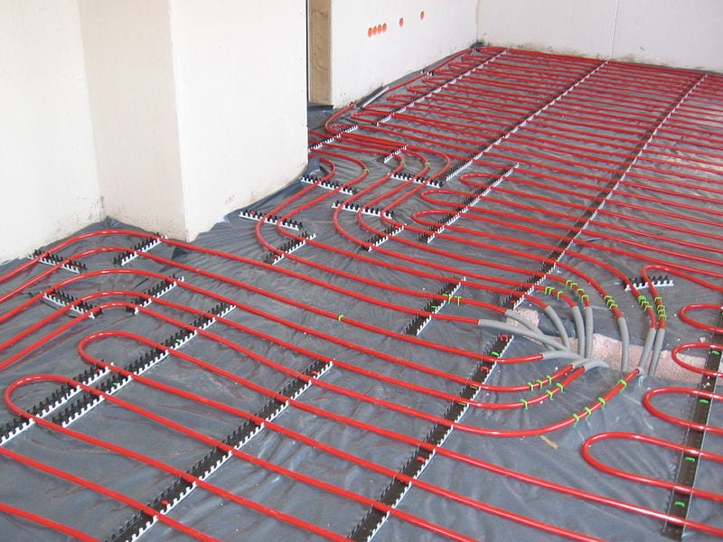 Where can liquid floor screed be used